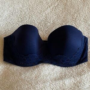 Victoria’s Secret Body Lightly Lined Strapless Bra